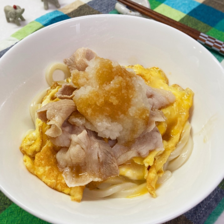 ほわほわ卵の❤️おろし肉ぶっかけうどん